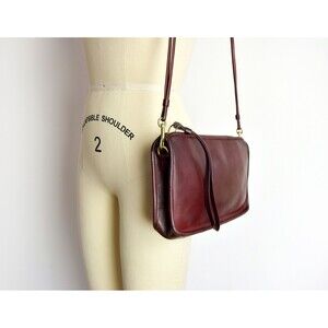 1980s Coach NYC Basic Bag in Burgundy Leather Coach New York City Bag 70s Coach